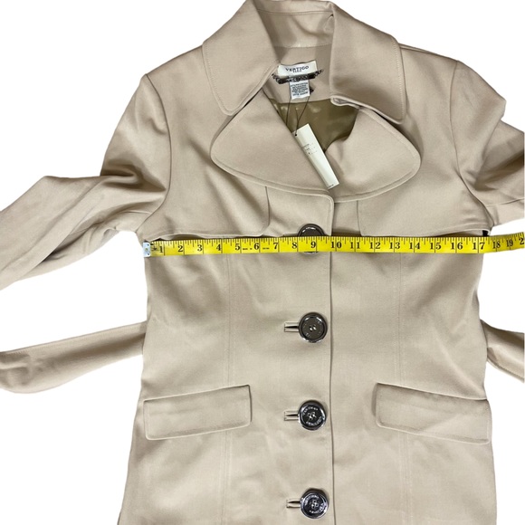 NWT Vertigo Paris Short Trench Jacket in Tan - Picture 6 of 16